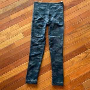 Spanx seamless leggings